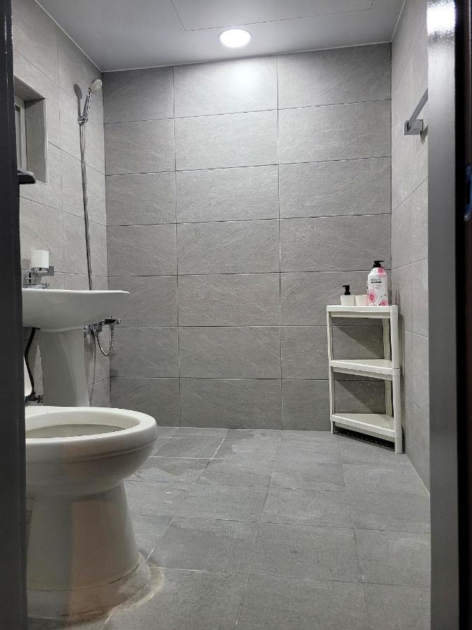 Good Guesthouse Seoul Exteriör bild